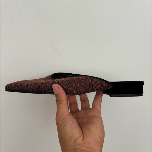 Salvatore Ferragamo Oriental Square Toe Mule - Picture 6 of 10